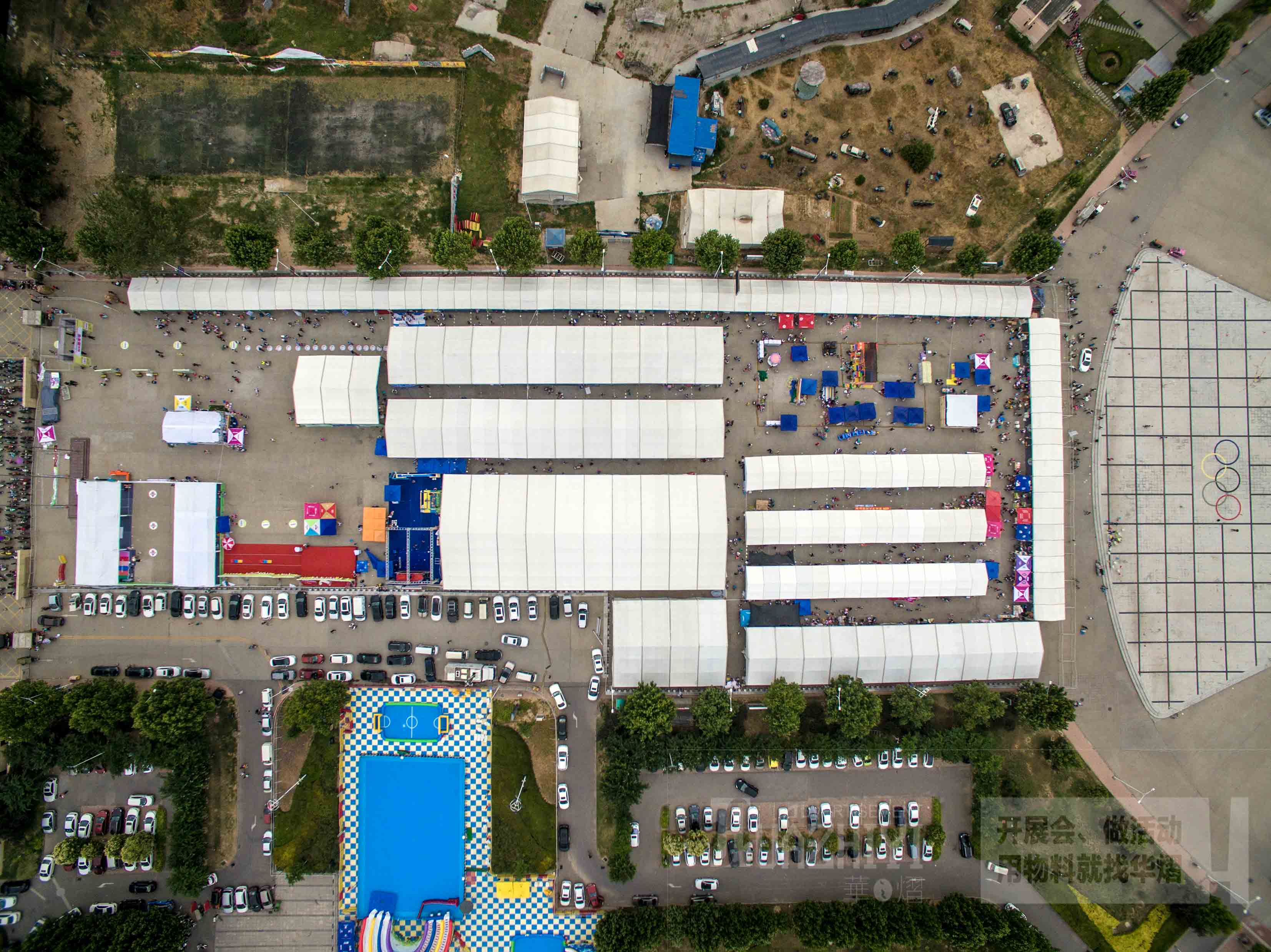 賽事篷房出租搭建在戶外活動中發揮良好作用