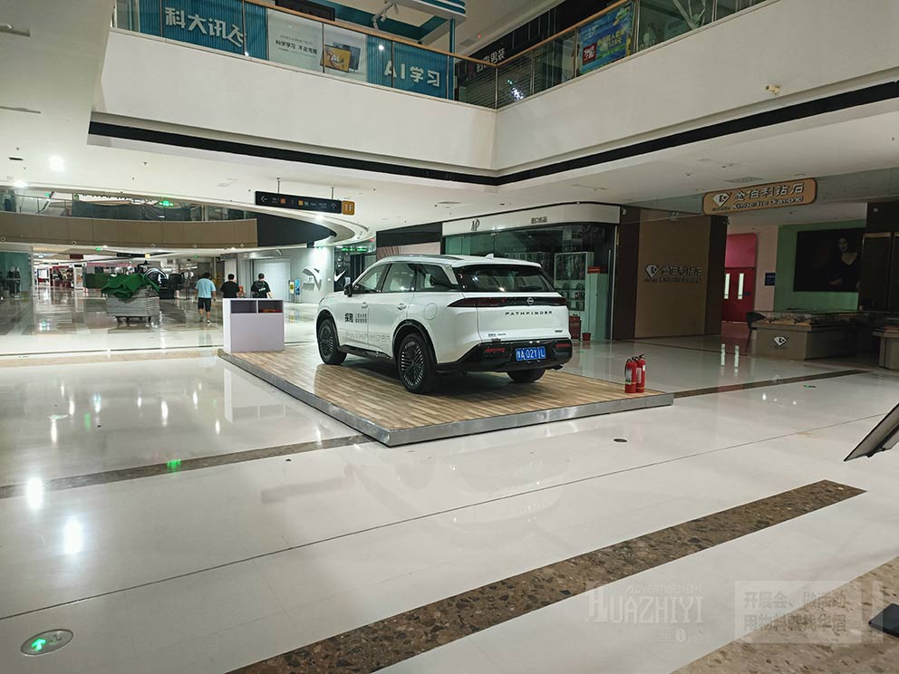 鄭州惠濟萬達汽車品牌車展地臺出租現場直拍