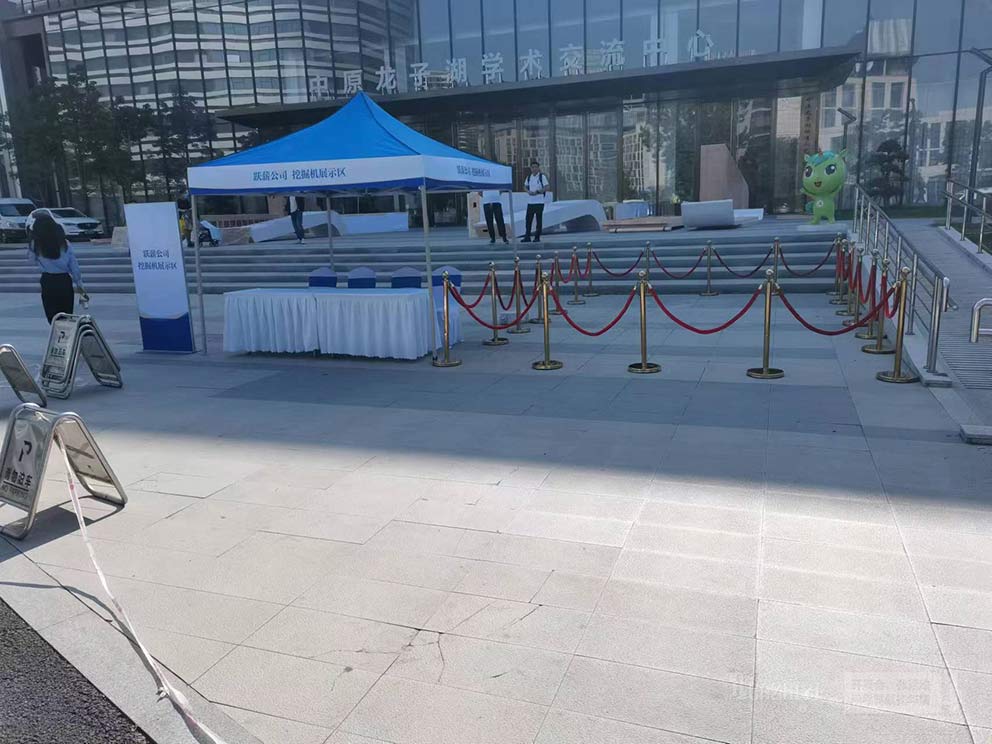 隔離帶租賃：安全活動中不可或缺的重要設(shè)施